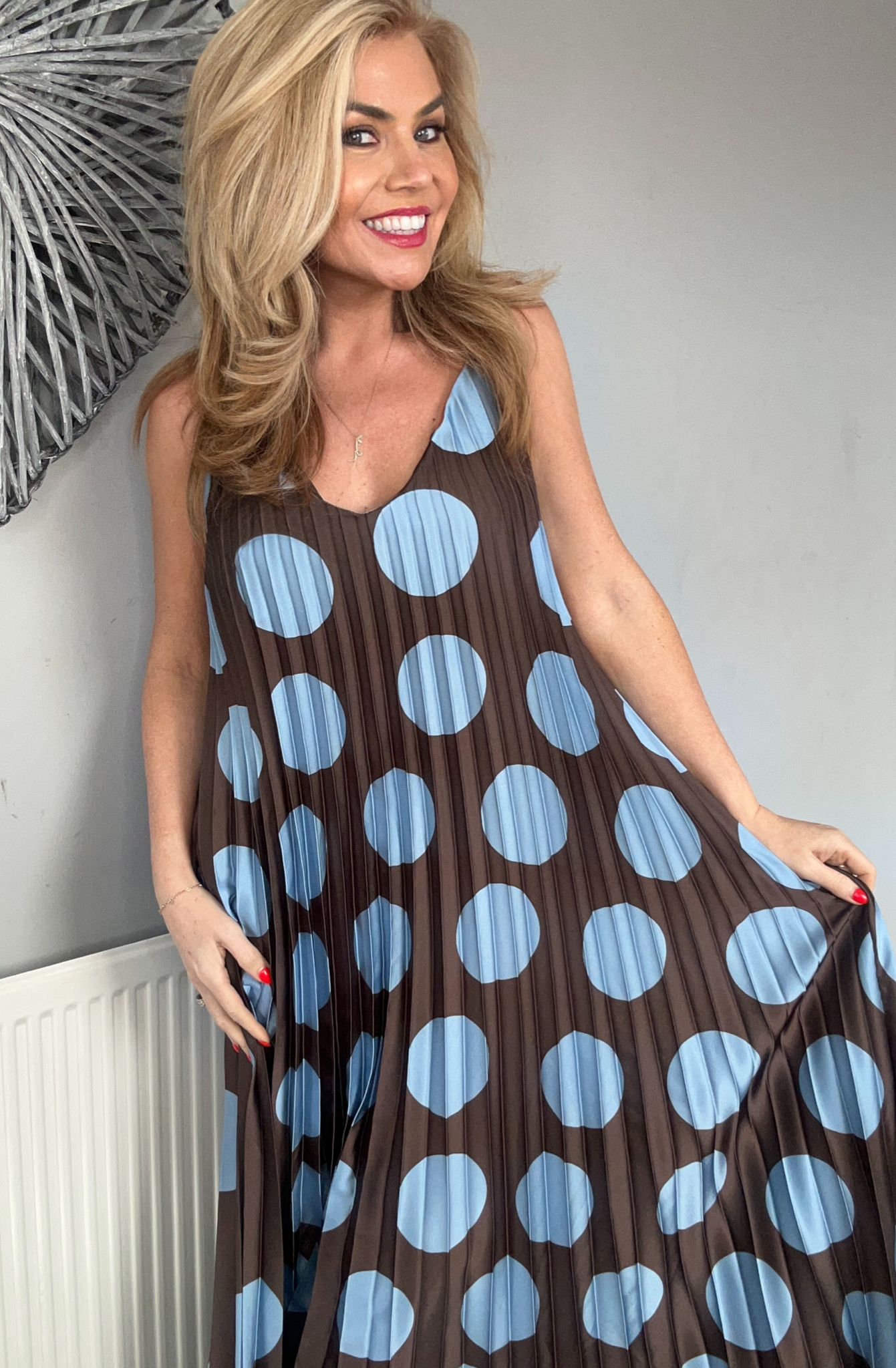 Sally spot pleat maxi brown/blue