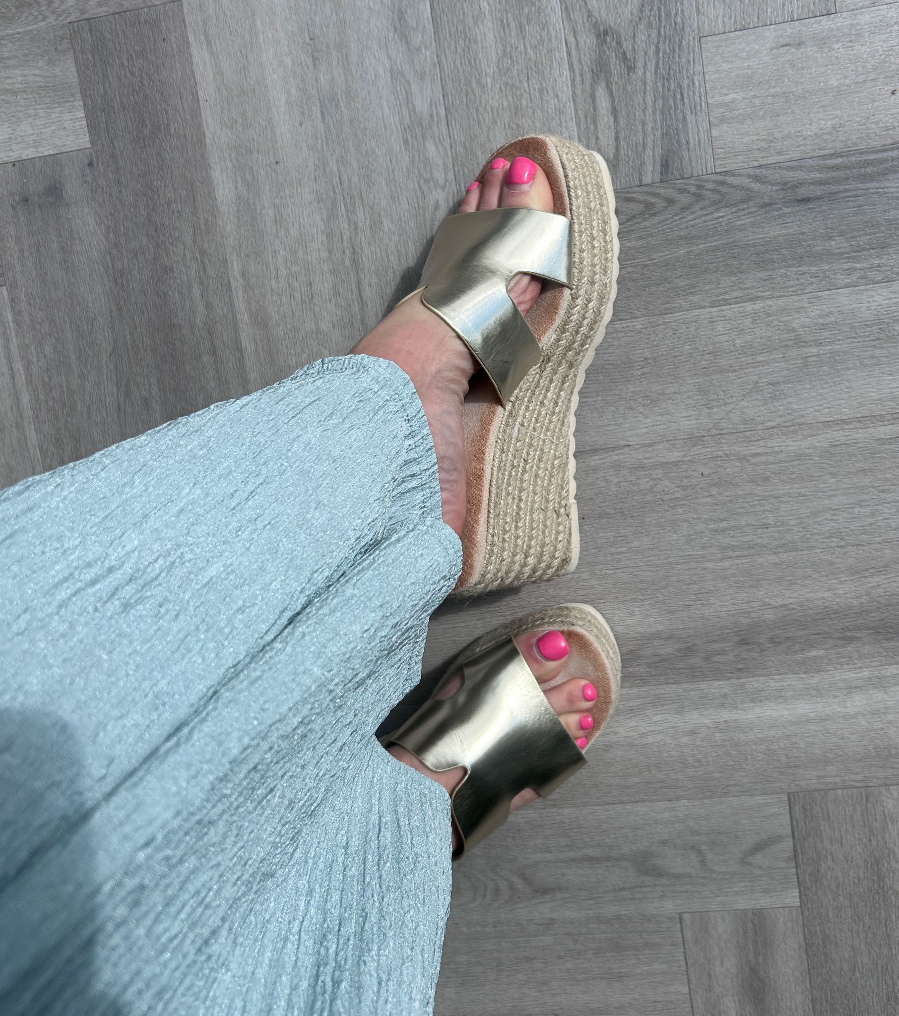‘Goldie’ wedged shoes