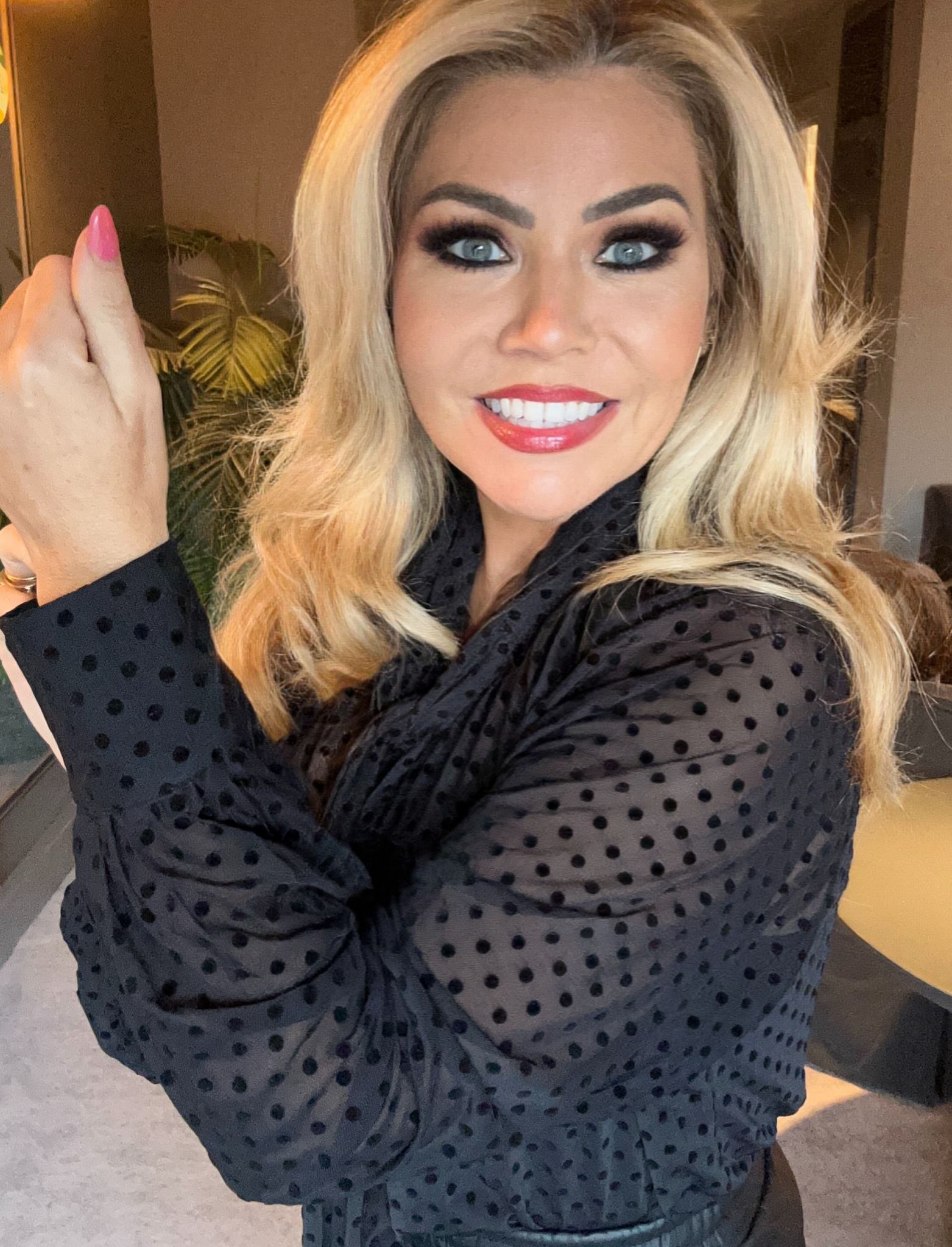 ‘Susie’ dobby spot blouse black