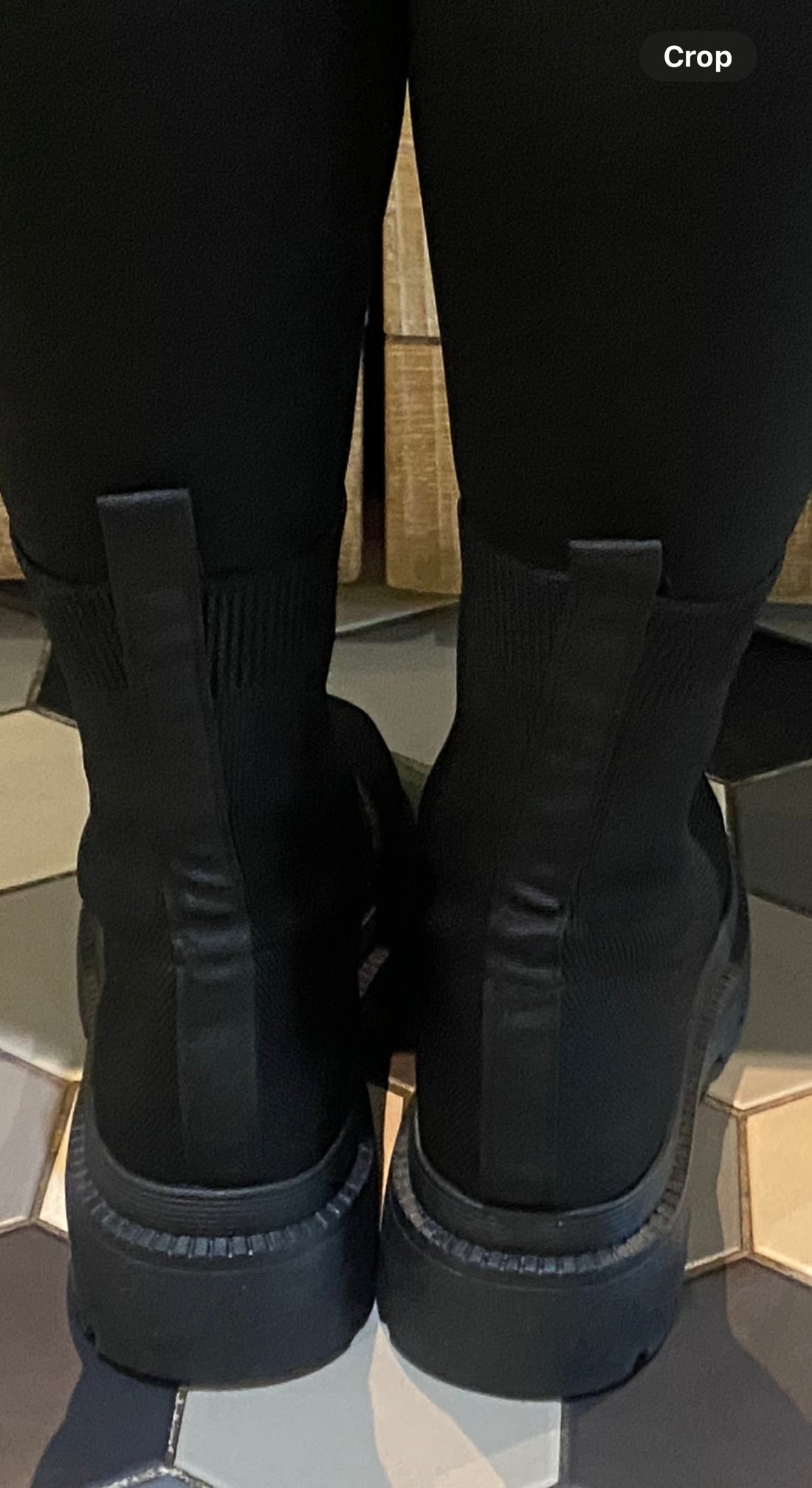 ‘Shelley’ short boot black