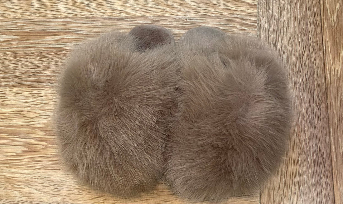 Pom Pom slipper taupe
