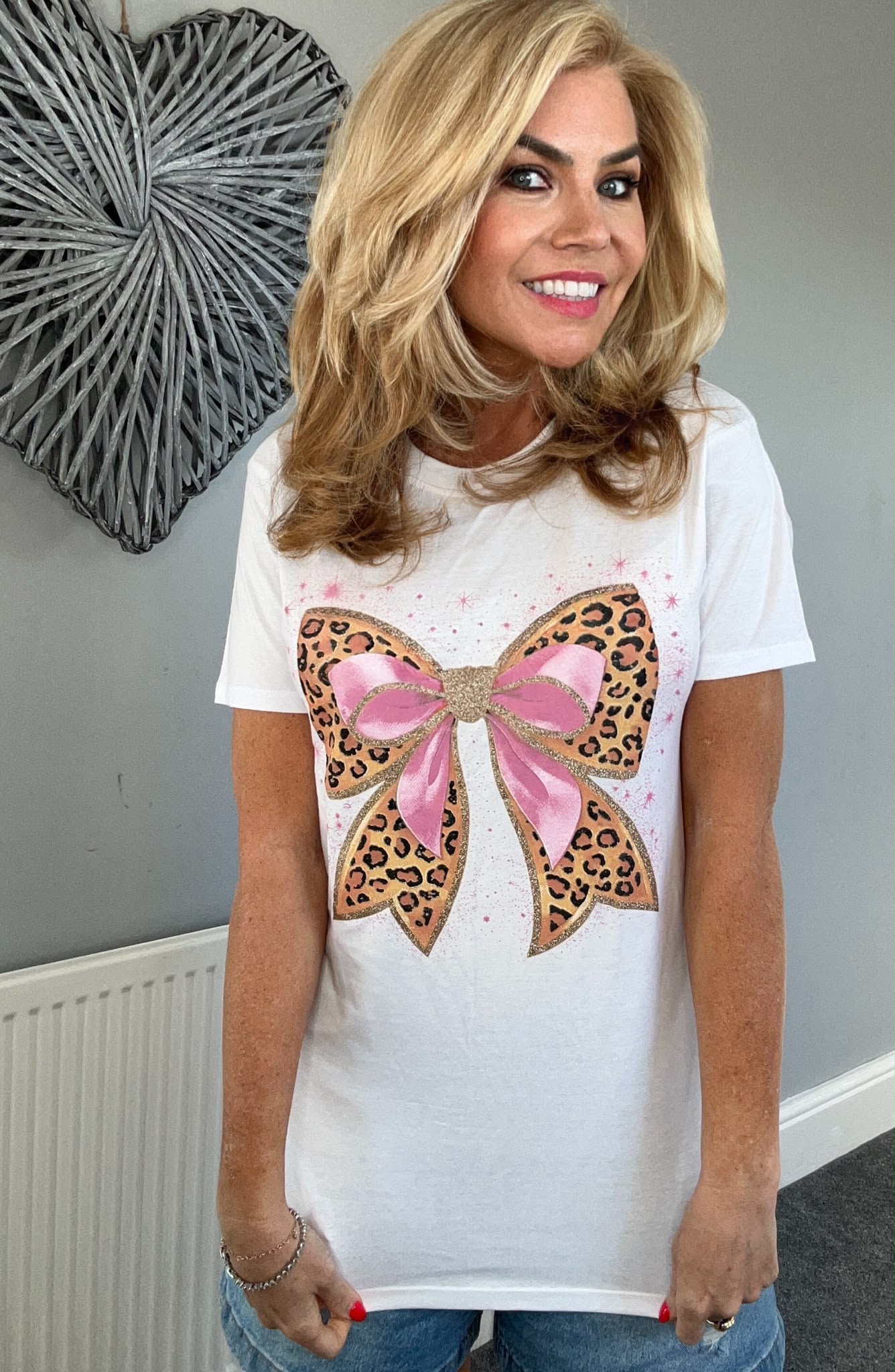 Glitter bow tee white