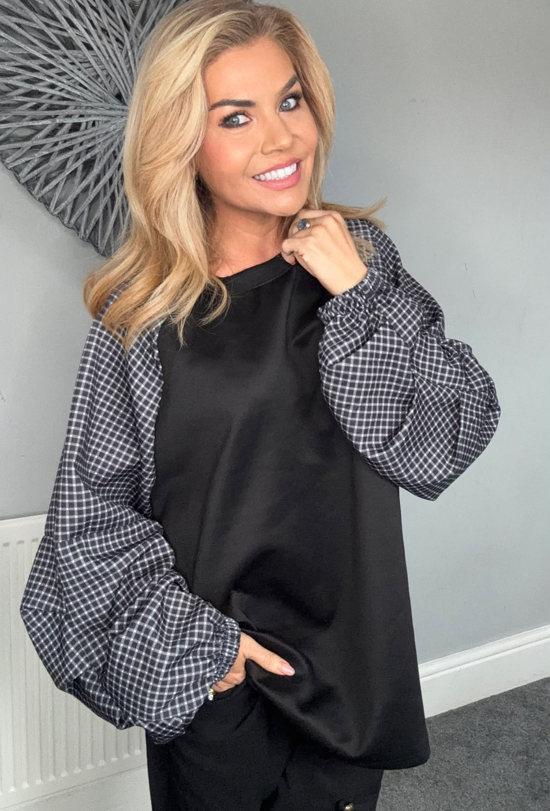 Annie check sleeve sweatshirt