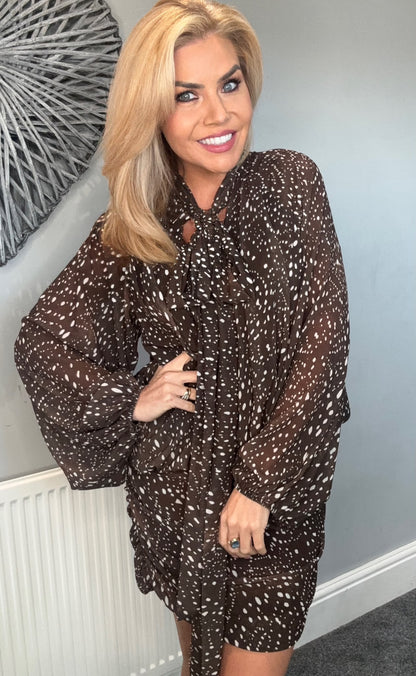‘Della’ deer print tie neck dress