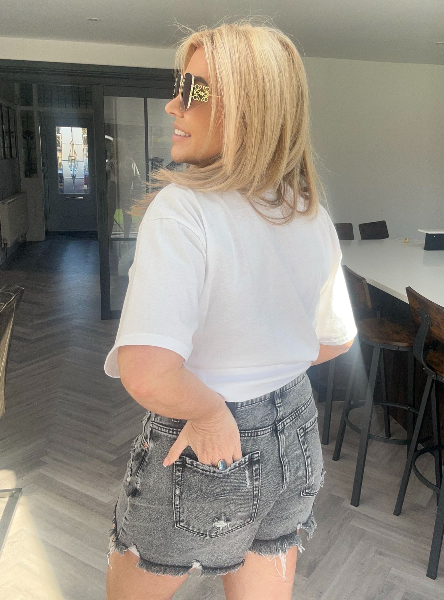 &