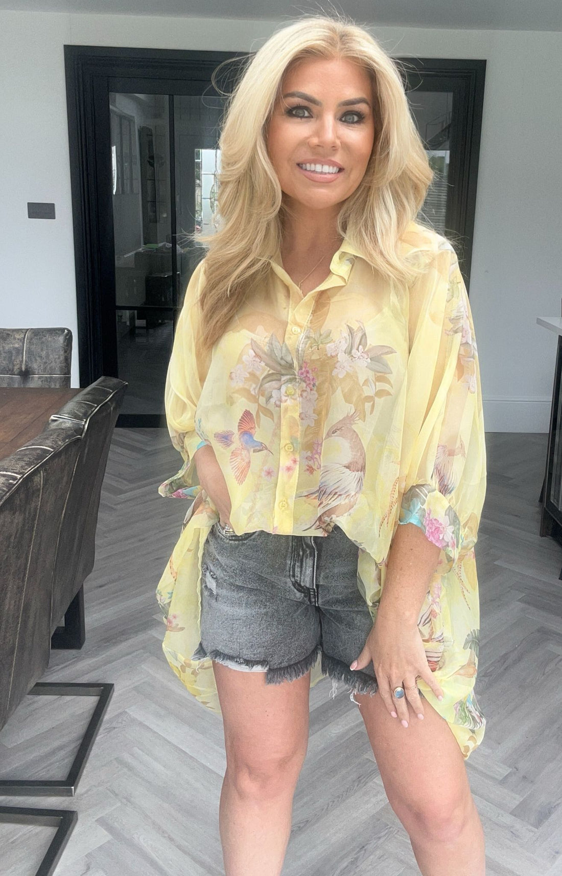 ‘Flora’ long length shirt
