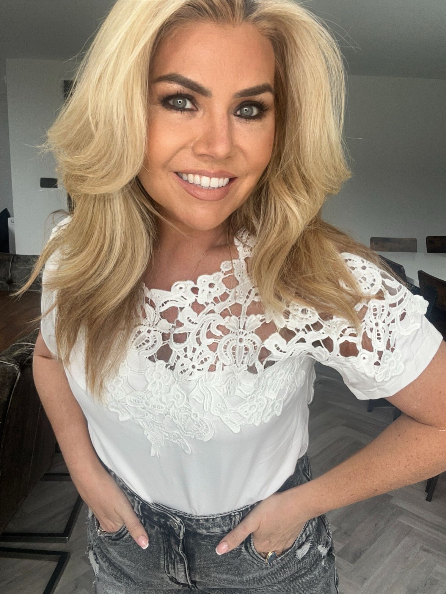 &