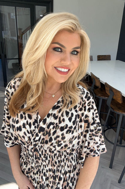 Magic dress animal print light base