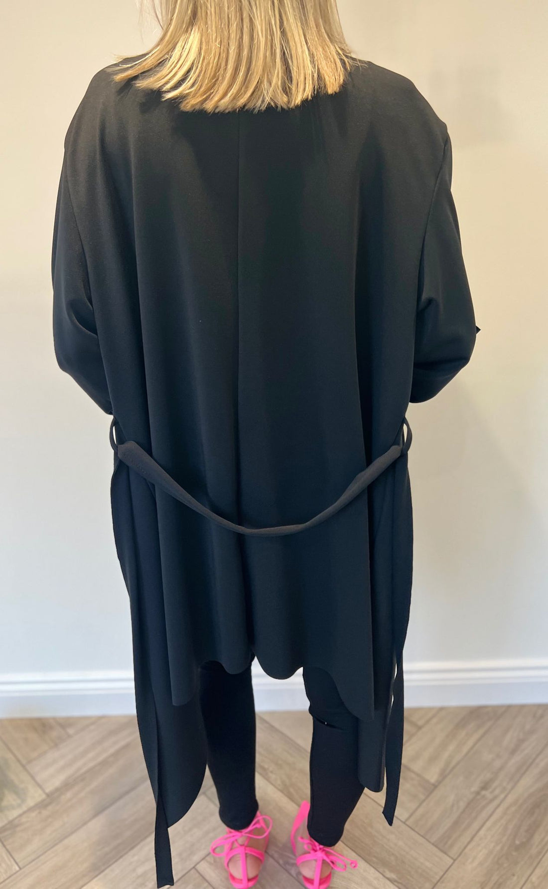Tara Trench coat in black